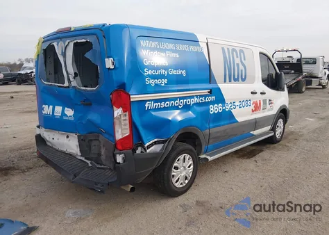 2021 Ford Transit-250 z USA, uszkodzony, nr VIN 1FTBR1Y82MKA44008